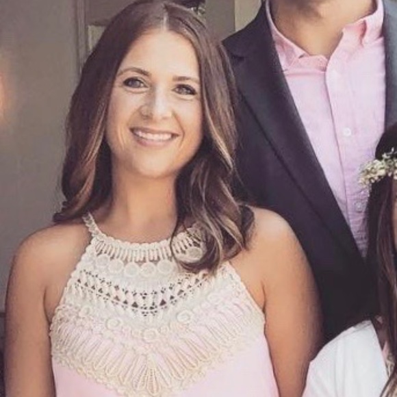 Meet your Posher, Ashley - Picture 2 of 3